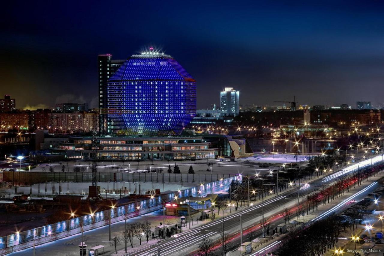 Apartments On Romanovakaya Sloboda 10 Mińsk Zewnętrze zdjęcie