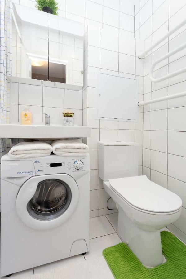 Apartments On Romanovakaya Sloboda 10 Mińsk Zewnętrze zdjęcie